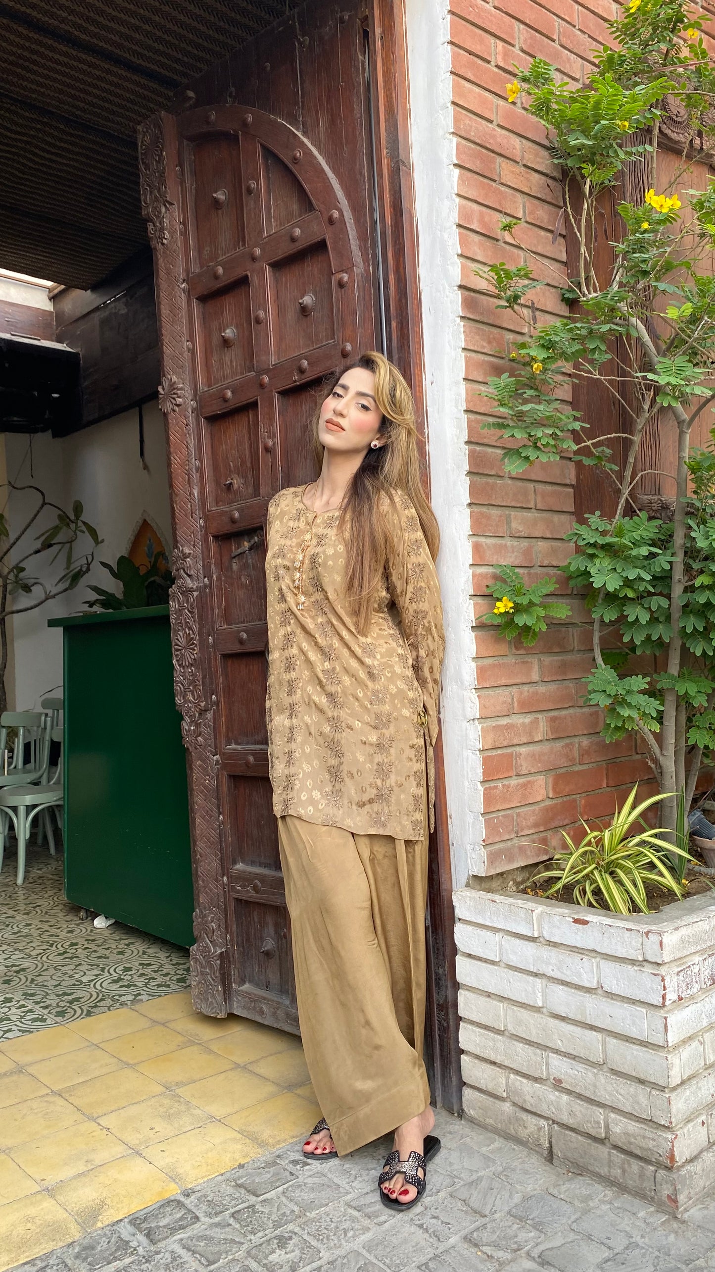 Raat ki Roshni